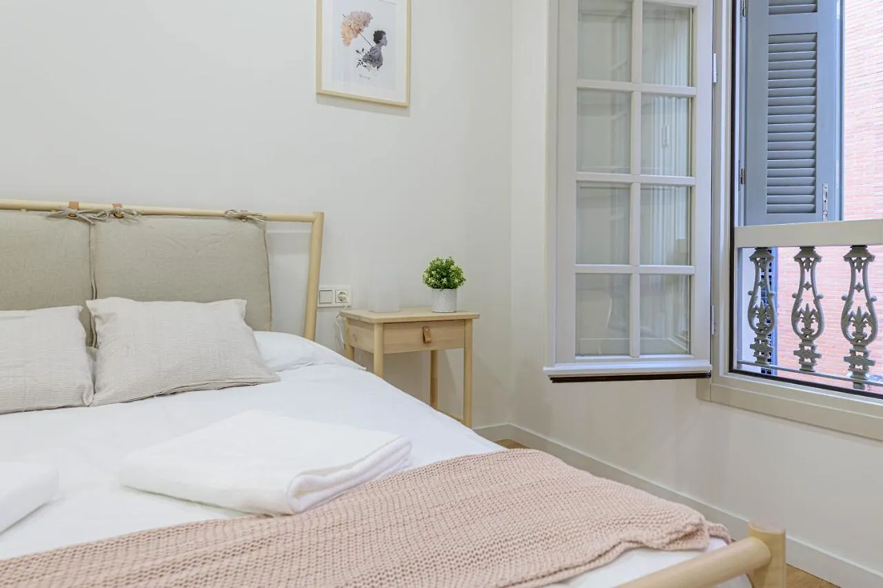 Appartamento Wintowinrentals Plaza Del Teatro Malaga Historic Center & Free Parking Spagna